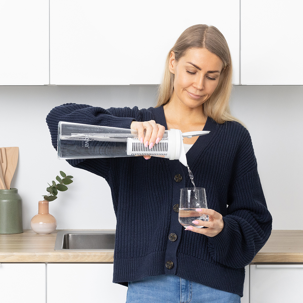 AQVA GLASS 2 Water Purification Pitcher 