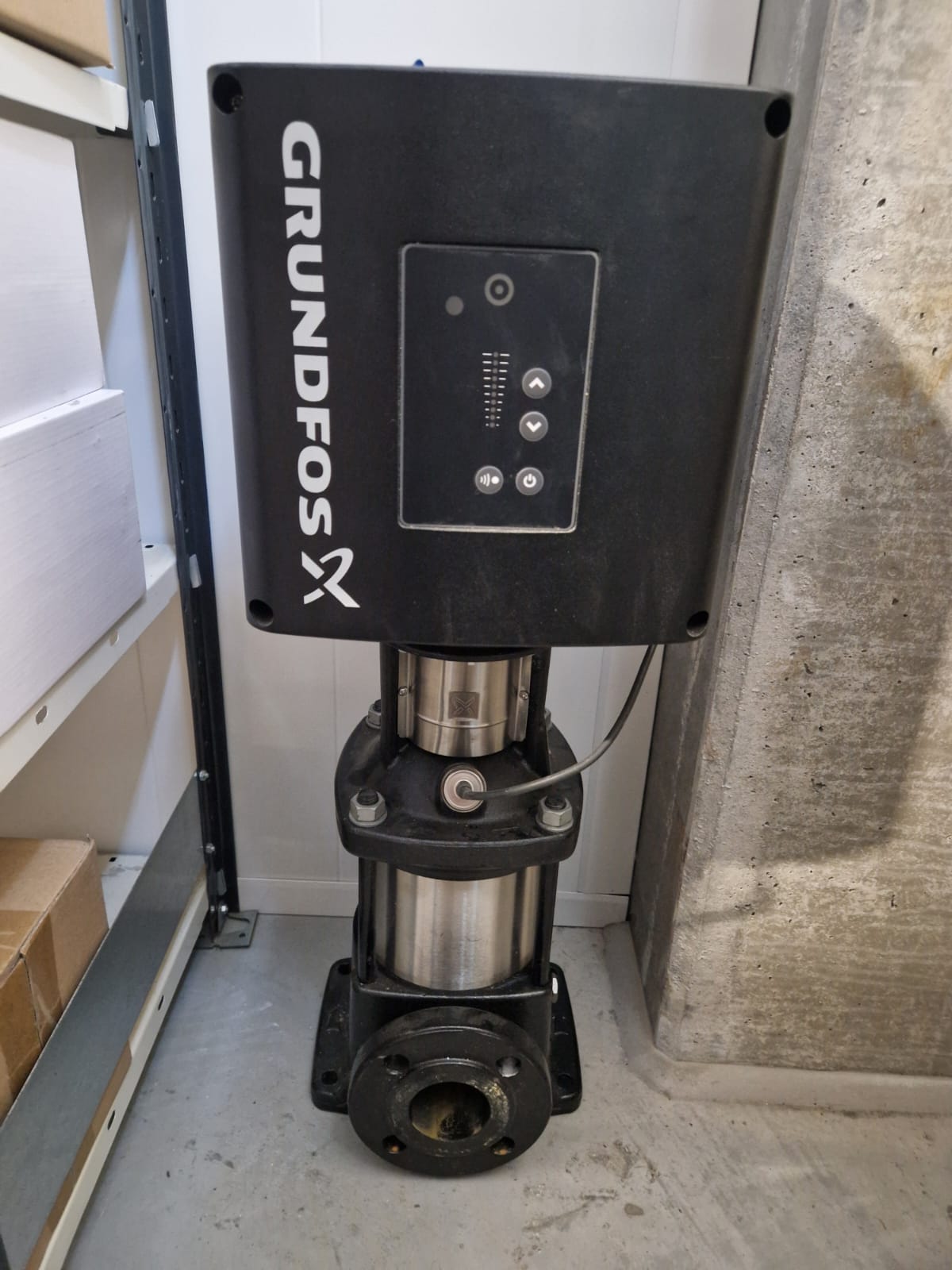 Grundfos CRE 15-3 N-F-A-E-HQQE without sales packaging, demonstration pump
